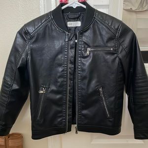 HM  boy biker jacket size 7-8 in good condition super cute ☺️